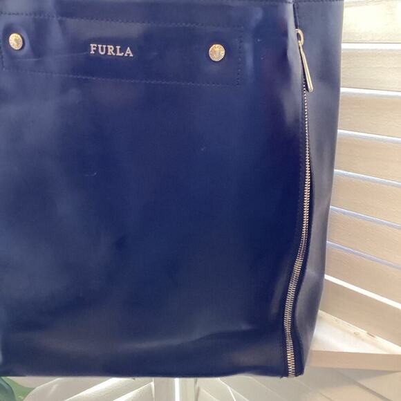FURLA BLACK SIDE ZIP LEATHER TOTE - Picture 5 of 12